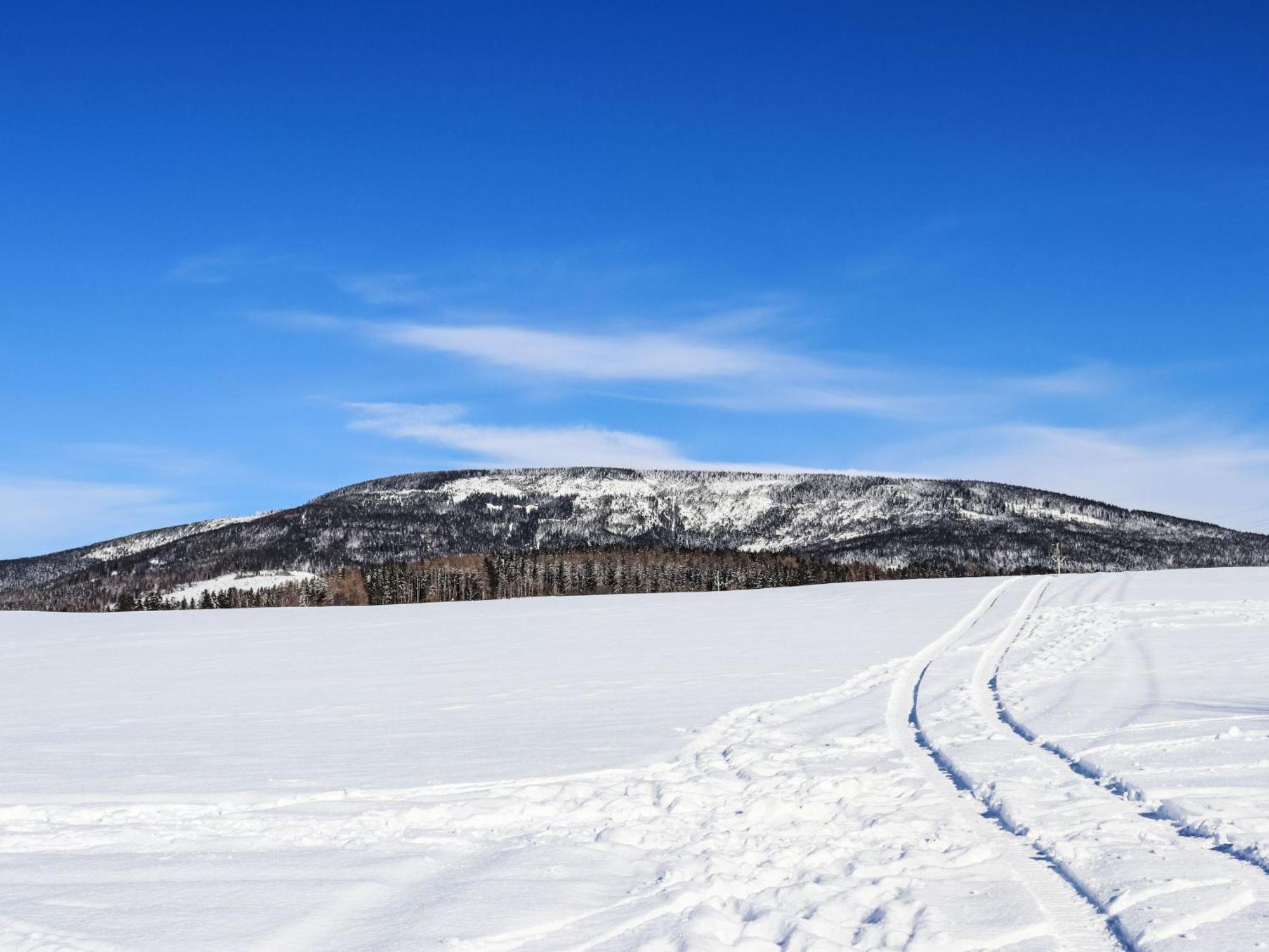 Holiday Home Holiday Hill 42 By Interhome Cista  エクステリア 写真