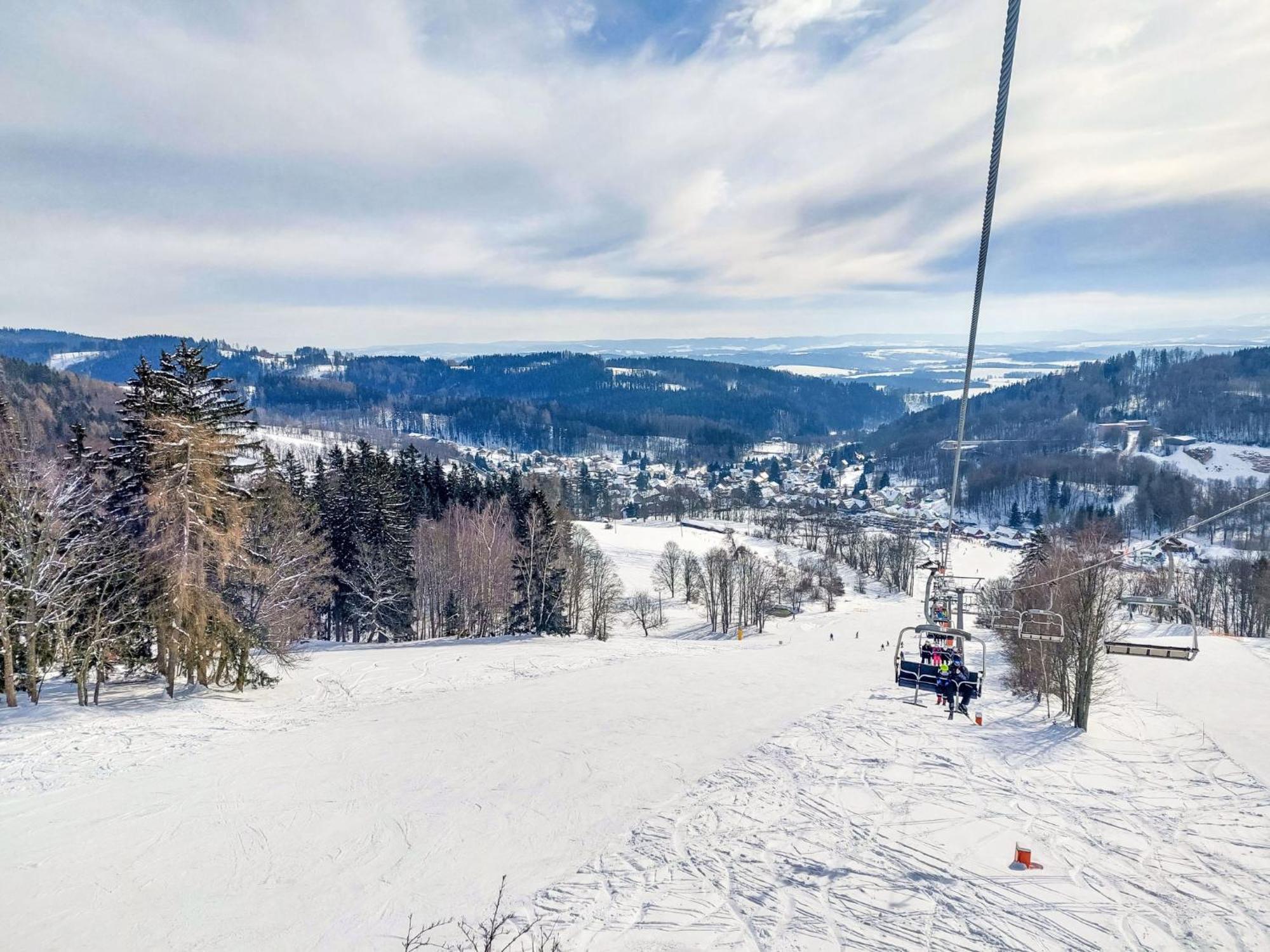 Holiday Home Holiday Hill 42 By Interhome Cista  エクステリア 写真